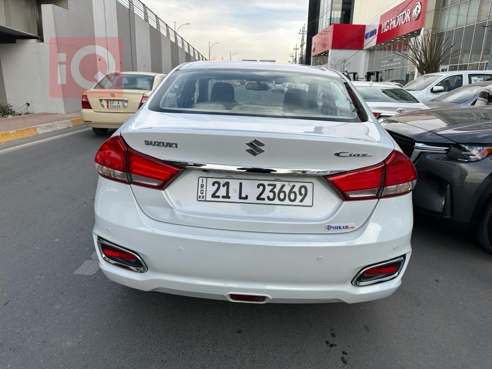 سوزوكي سياز